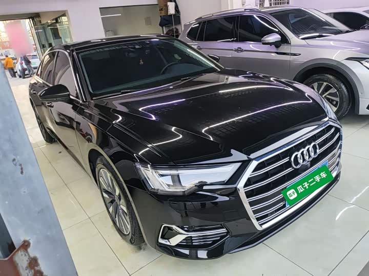 Фото 4 - Audi A6L