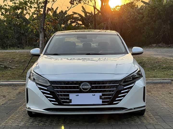 Фото 2 - Nissan Teana