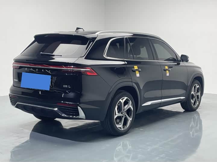 Фото 6 - Geely Monjaro