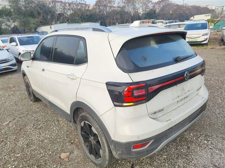 Фото 5 - Volkswagen Tacqua