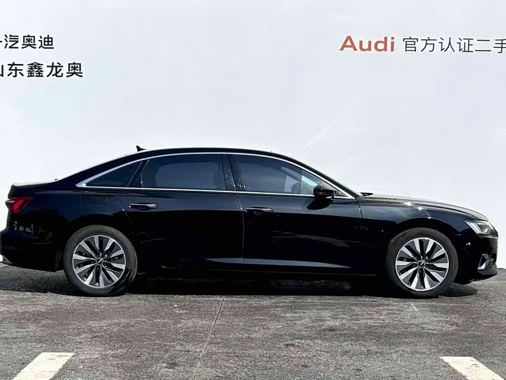 Фото 5 - Audi A6L