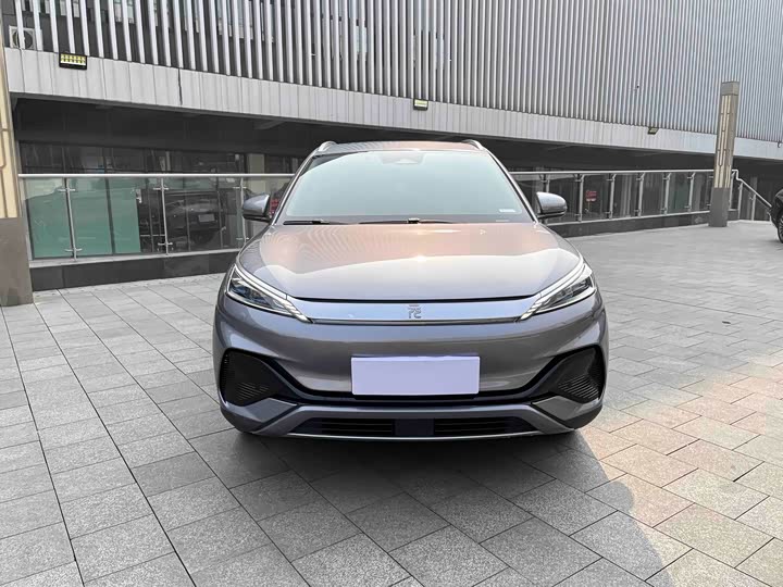 Фото 2 - BYD Yuan Plus