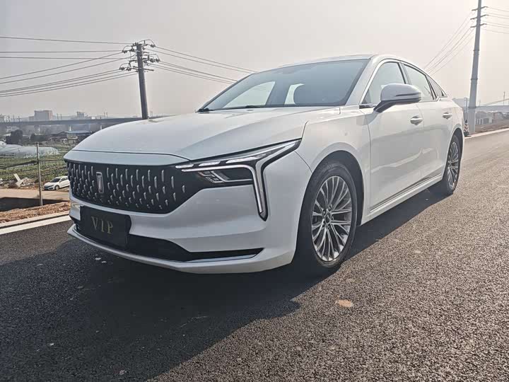 Фото 1 - Bestune B70