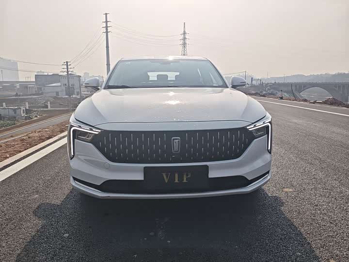 Фото 2 - Bestune B70