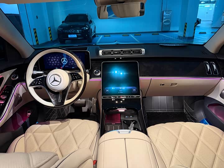 Фото 3 - Mercedes-Benz Maybach S-Class