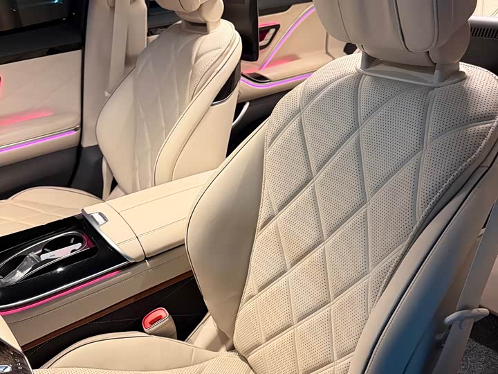 Фото 5 - Mercedes-Benz Maybach S-Class
