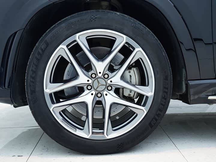 Фото 7 - Mercedes-Benz GLE-Class Coupe AMG