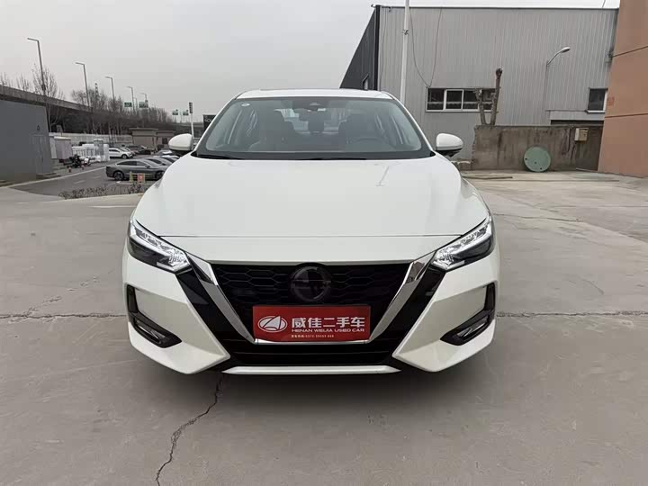 Фото 2 - Nissan Sylphy