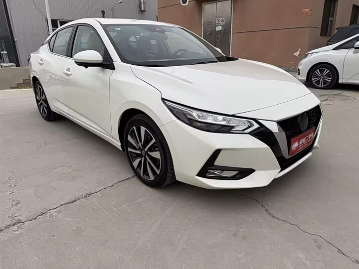 Фото 3 - Nissan Sylphy