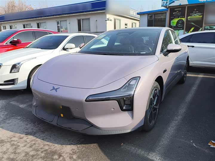 Фото 1 - XPeng Mona M03