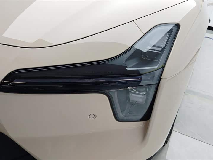 Фото 5 - XPeng Mona M03