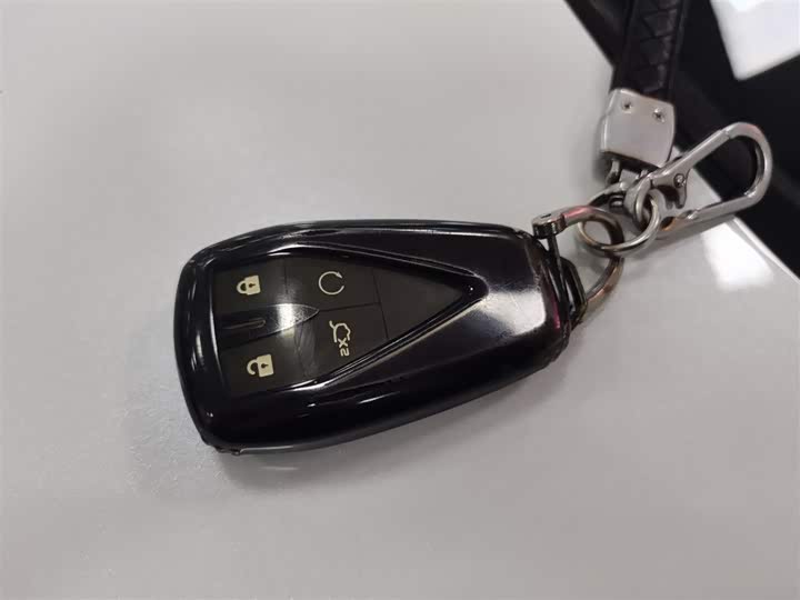 Фото 9 - Changan UNI-K