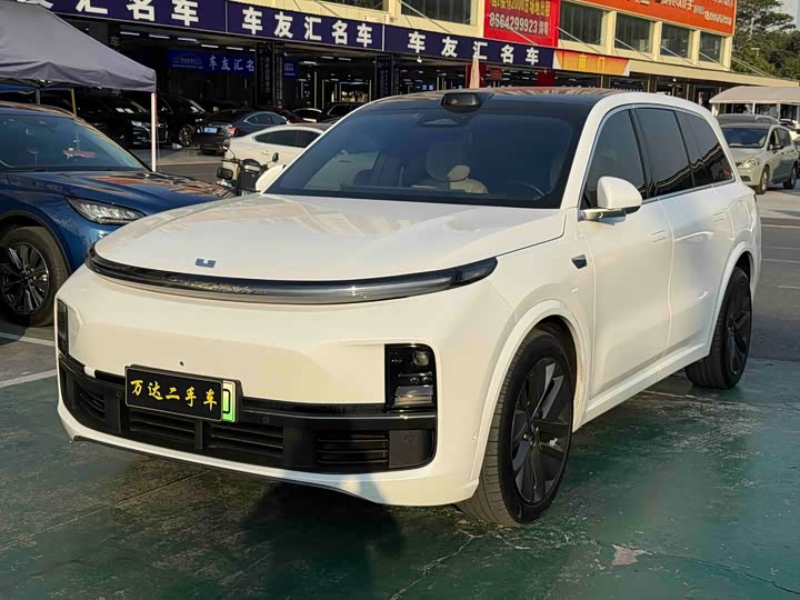 Фото 1 - LiXiang L9