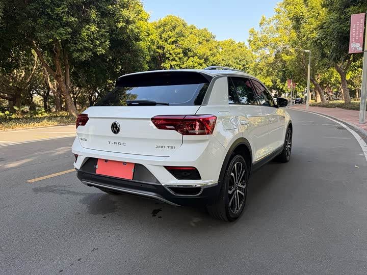 Фото 7 - Volkswagen T-Roc