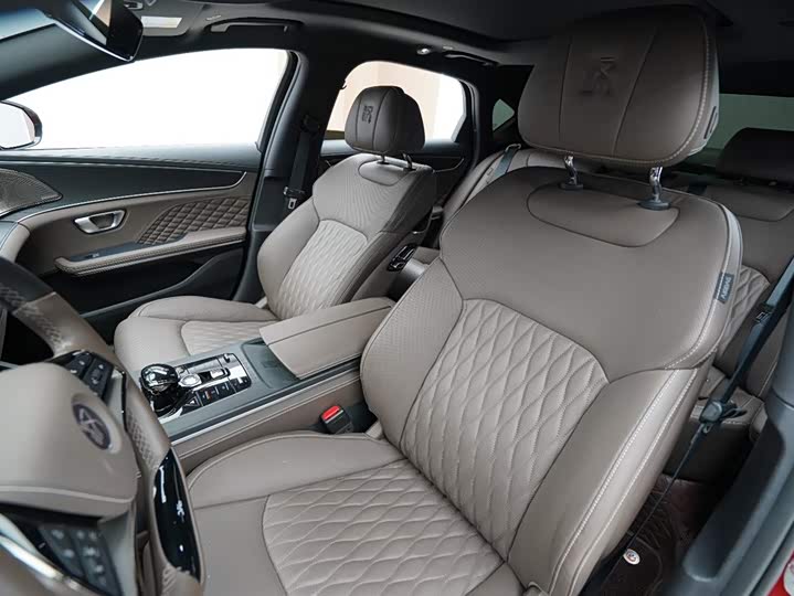 Фото 4 - BYD Han