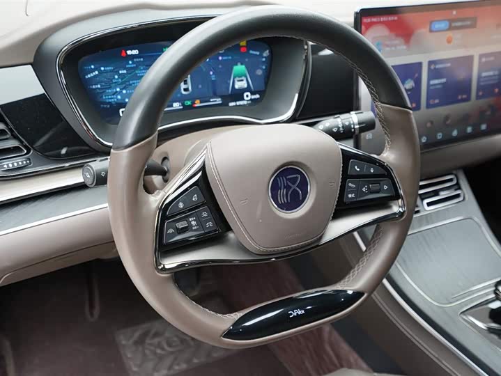 Фото 7 - BYD Han