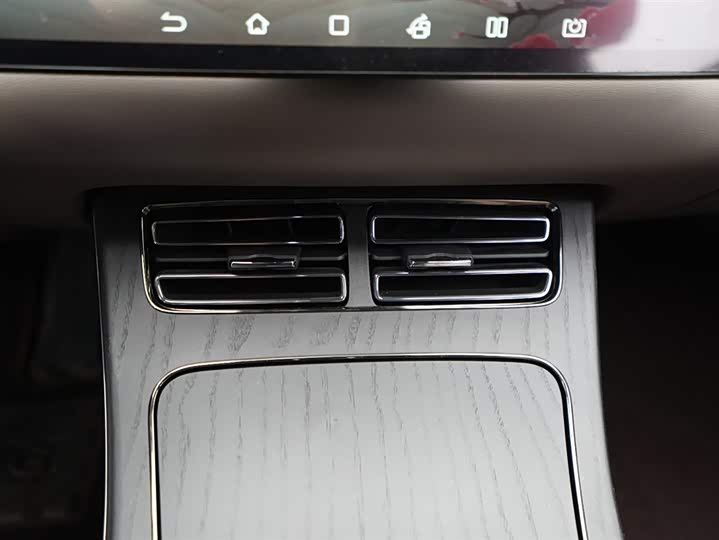 Фото 9 - BYD Han