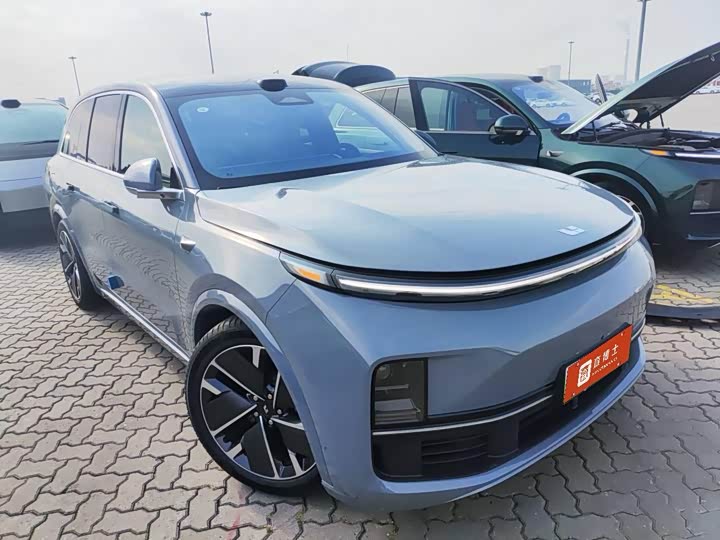 Фото 2 - LiXiang L8