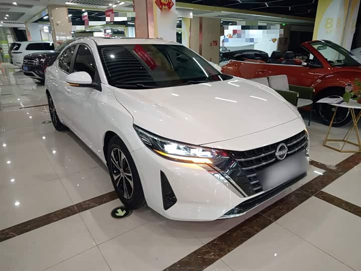 Фото 4 - Nissan Sylphy