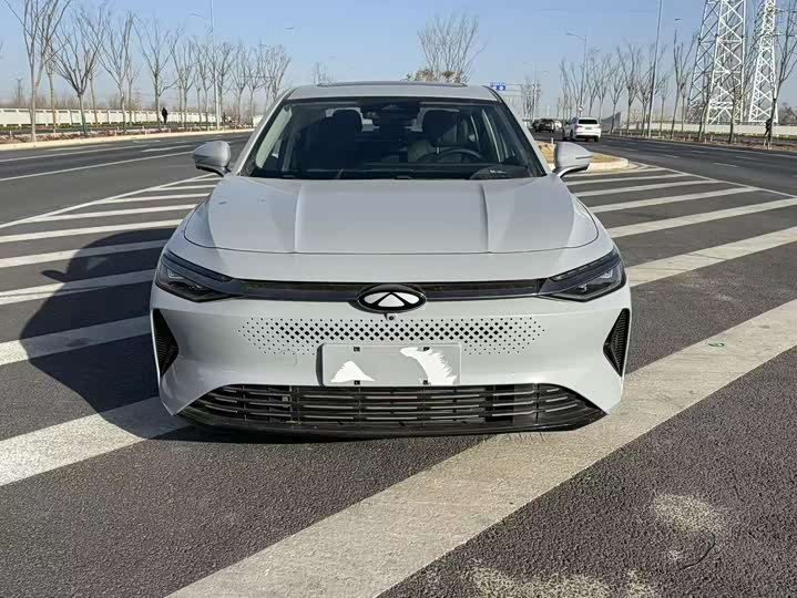 Фото 2 - Chery Fulwin A8