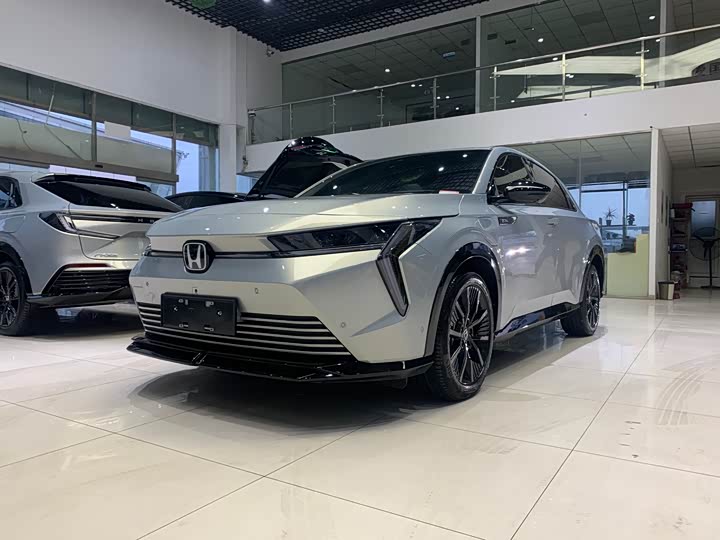 Фото 1 - Honda e:NS2