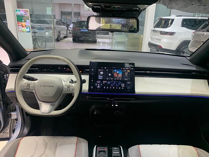 Фото 11 - Honda e:NS2