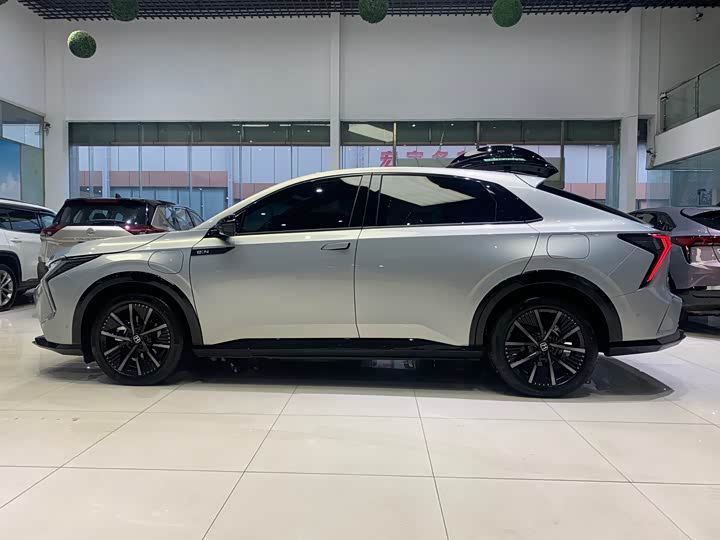 Фото 2 - Honda e:NS2