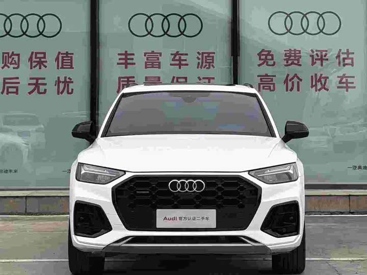 Фото 2 - Audi Q5L