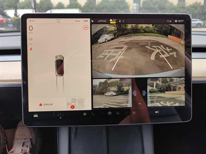 Фото 9 - Tesla Model 3