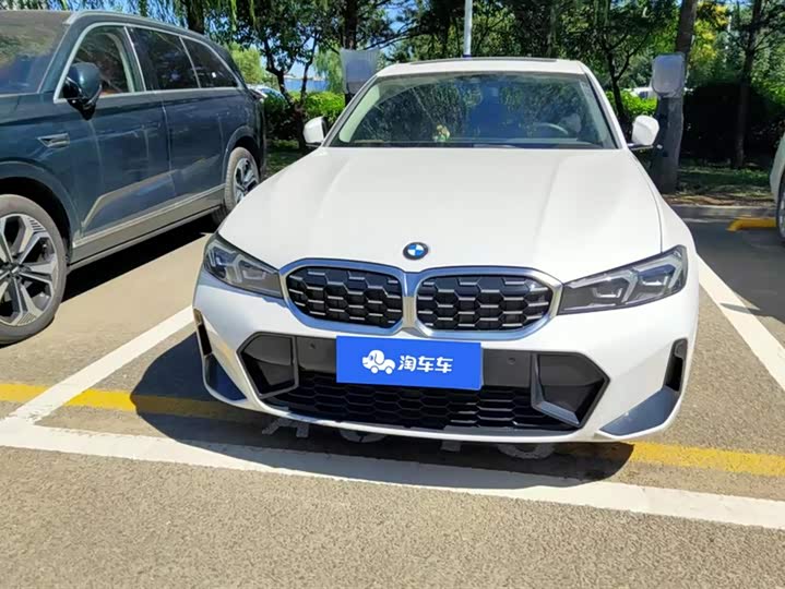 Фото 2 - BMW 3 Series