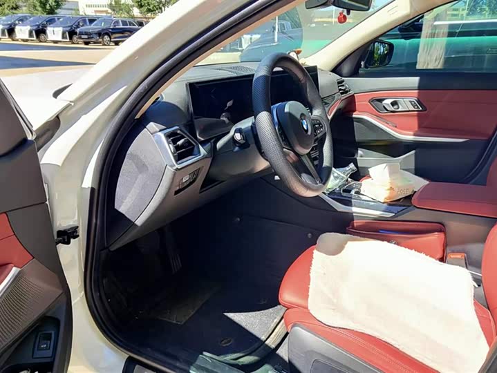 Фото 9 - BMW 3 Series