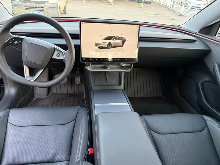 Фото 6 - Tesla Model 3