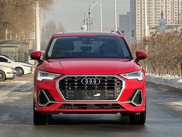 Фото 2 - Audi Q3