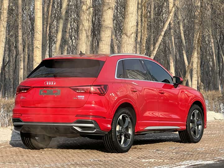 Фото 5 - Audi Q3