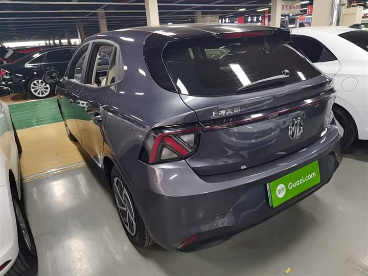 Фото 5 - MG Motor 4 EV