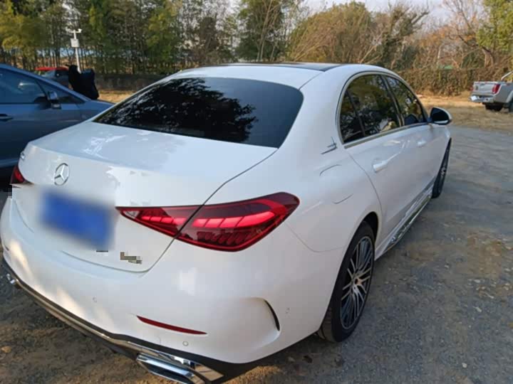 Фото 7 - Mercedes-Benz C-Class