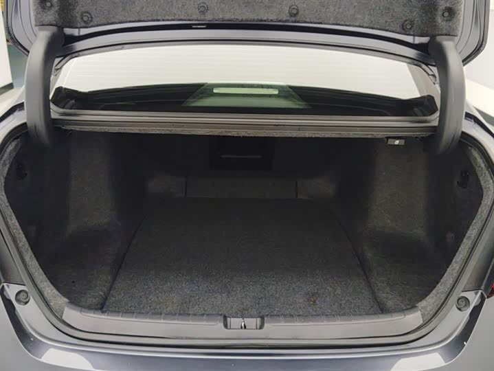 Фото 4 - Honda Accord