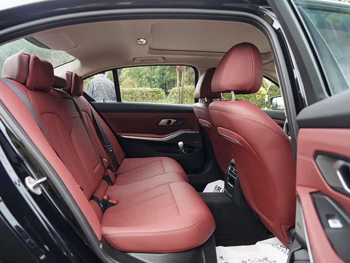 Фото 6 - BMW 3 Series