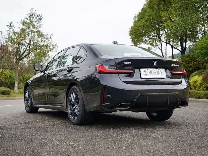 Фото 9 - BMW 3 Series