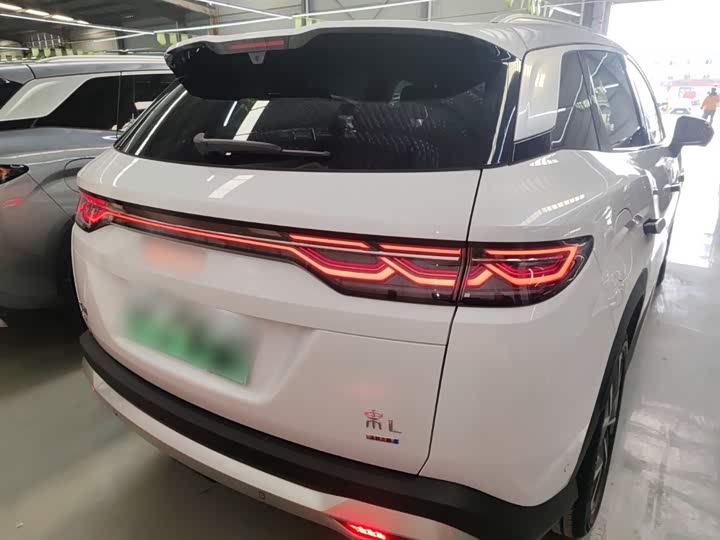 Фото 6 - BYD Song L DM-i Hybrid