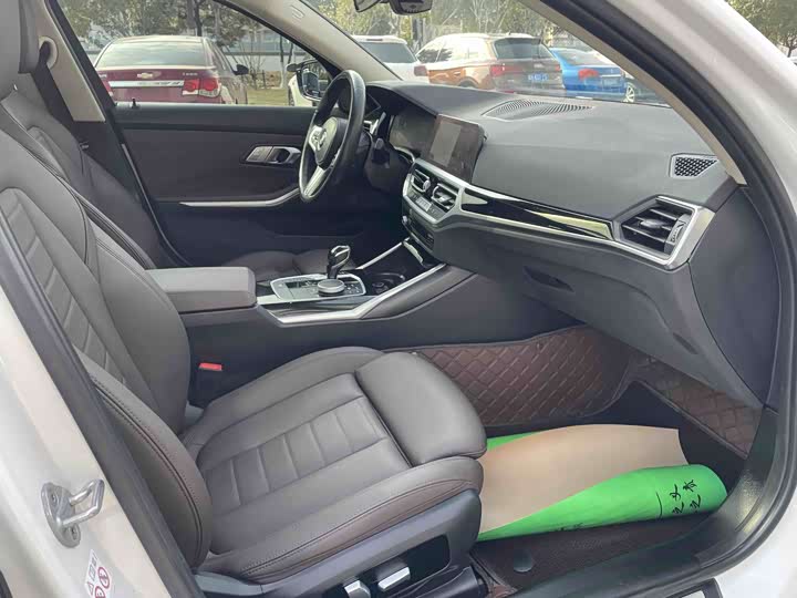 Фото 5 - BMW 3 Series