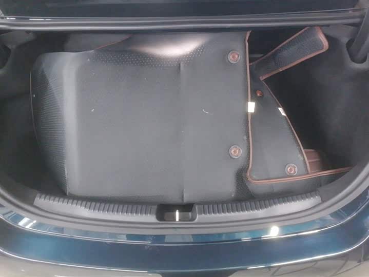 Фото 4 - Mercedes-Benz C-Class