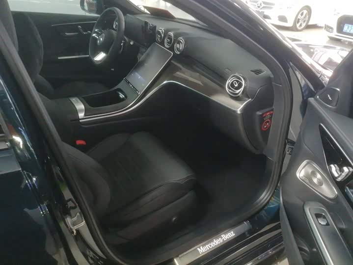 Фото 8 - Mercedes-Benz C-Class