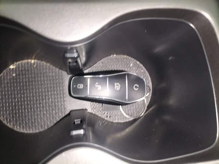 Фото 9 - BYD Yuan Up