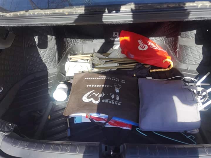 Фото 4 - Honda Accord