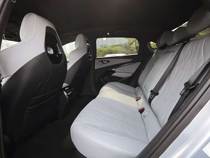 Фото 6 - BYD Seal