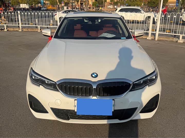 Фото 2 - BMW 3 Series