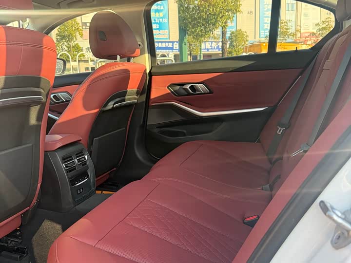 Фото 4 - BMW 3 Series