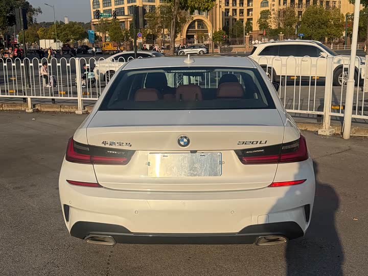 Фото 8 - BMW 3 Series