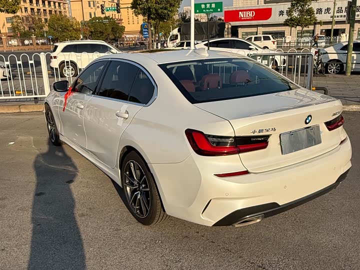 Фото 9 - BMW 3 Series